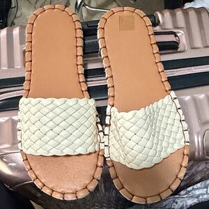 SHEIN Cream Woven Slide Sandals
